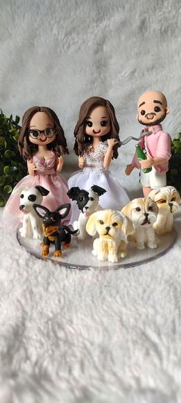 Topo de Casamento com 6 Pets e Filha Adolescente