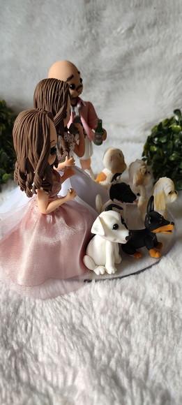 Topo de Casamento com 6 Pets e Filha Adolescente