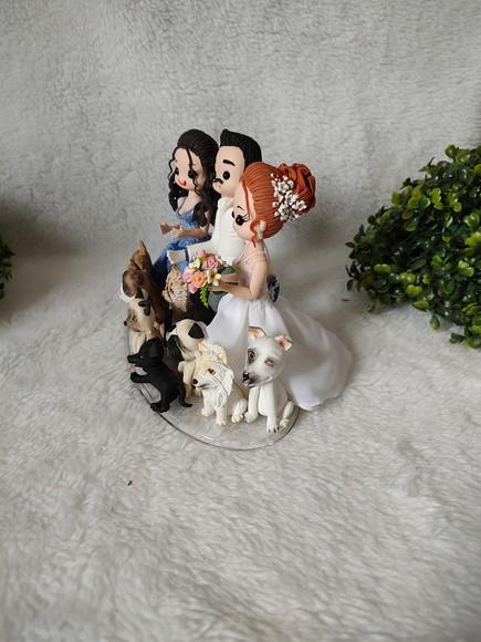 Topo de Casamento com 8 Pets e Filha Adolescente