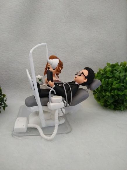 Topo de casamento dentista
