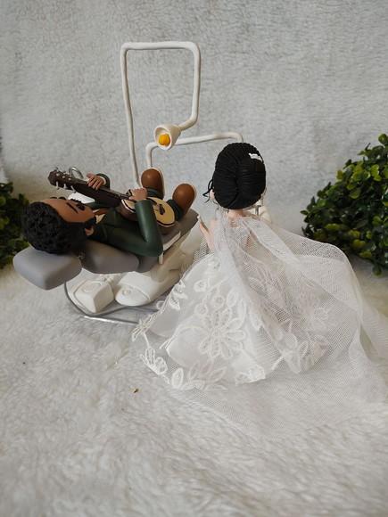 Topo de Casamento Dentista e Cantor