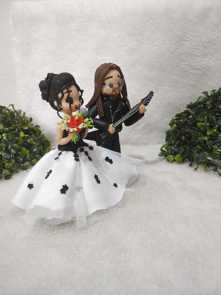 Topo de Casamento Guitarrista e Cantora