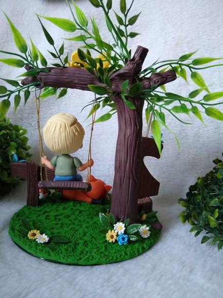 Topo Menino No Bosque