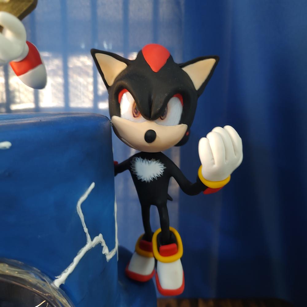 Bolo cenográfico do Sonic com led
