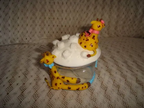 Açucareiro  com girafinhas