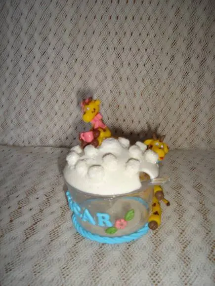 Açucareiro  com girafinhas