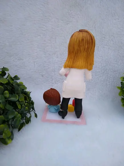 Boneca pediatra