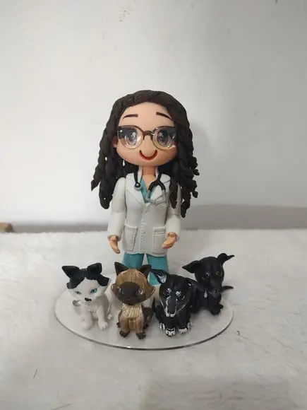 Boneca Profissão Veterinária