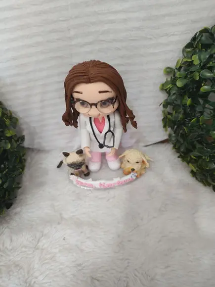 Boneca Profissão Veterinária
