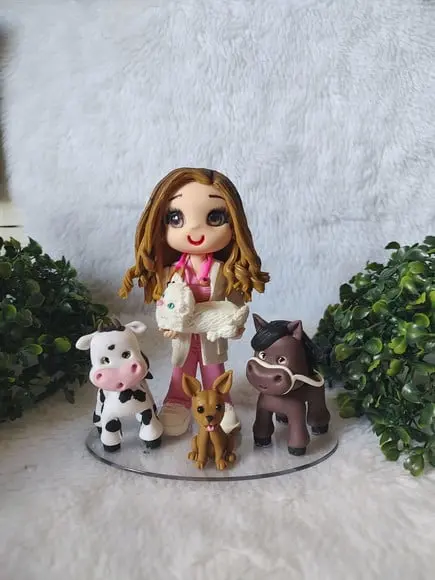 Boneca Profissão Veterinária
