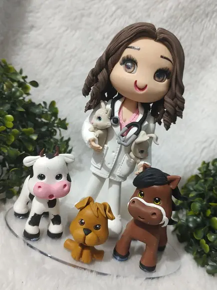 Boneca Profissão Veterinária