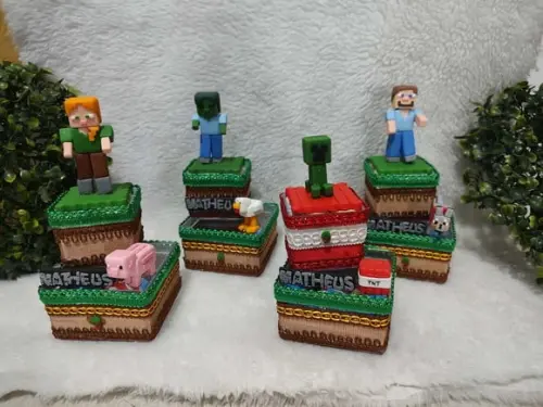 Caixa Acrílico Sobreposta no Tema Minecraft