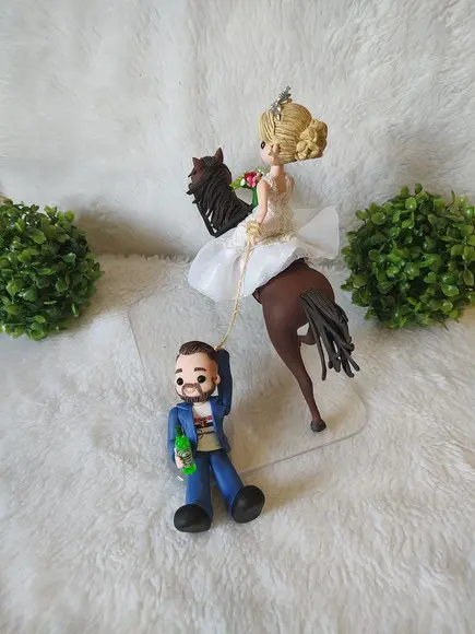 Casal de Noivinhos com Cavalo