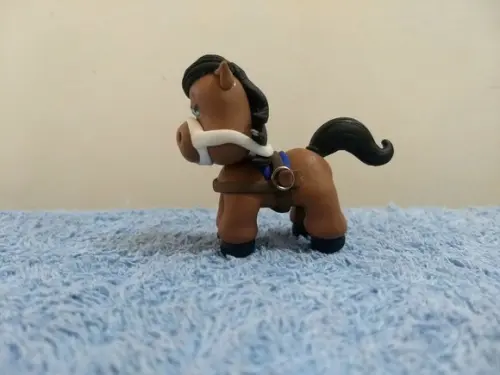 Cavalinho com cela