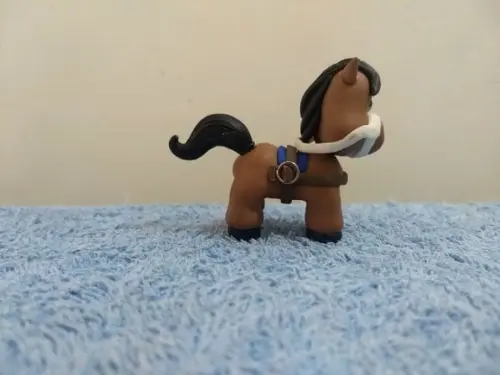 Cavalinho com cela