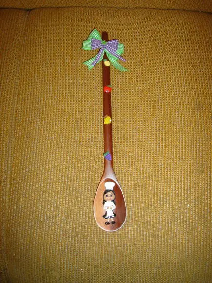 Colher de pau decorada