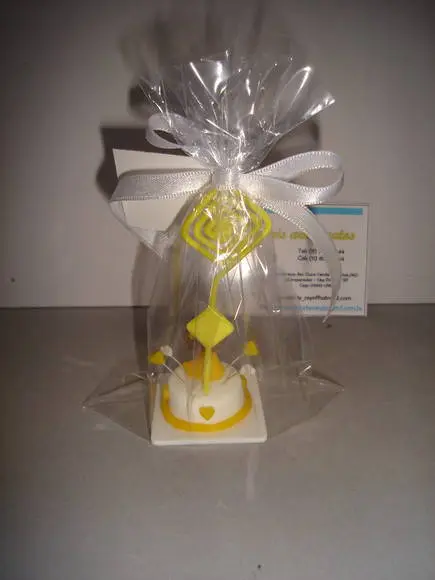 lembrancinha princesa no bolinho porta recado