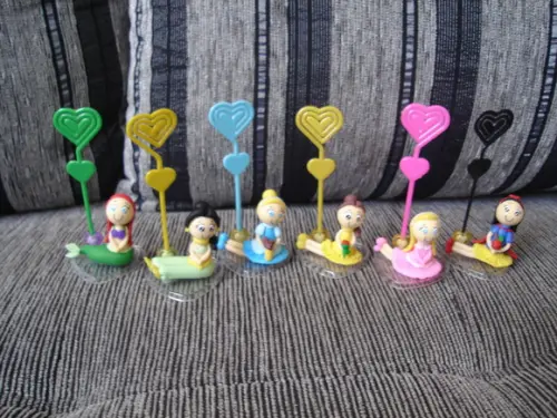 Lembrancinha princesas com porta recado