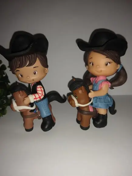 Meninos(as) no Cavalo