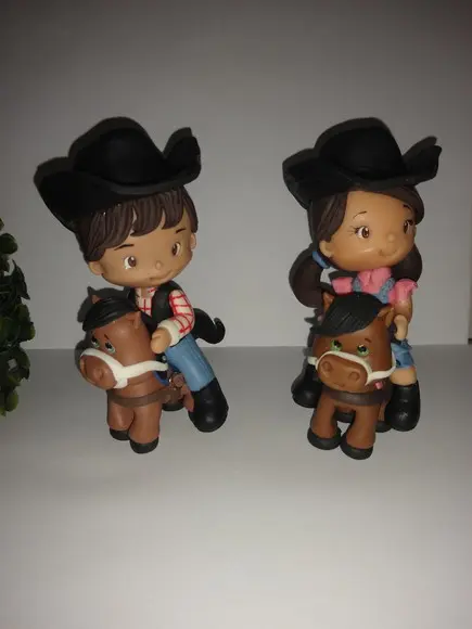 Meninos(as) no Cavalo