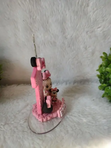 Mini Topo com Vela no Tema Ratinha