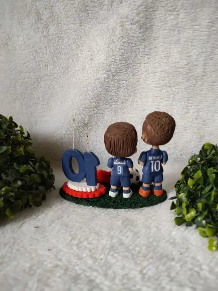 Mini Topo de Bolo Futebol 2 Bonecos Nome e Vela