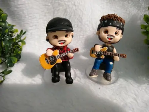 Miniatura personalizada com instrumentos