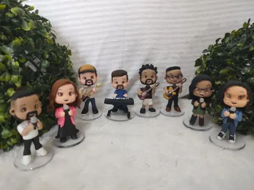 Miniatura Personalizada Grupo Musical 8 Bonecos