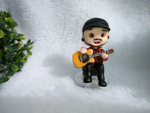 Miniatura personalizada com instrumentos