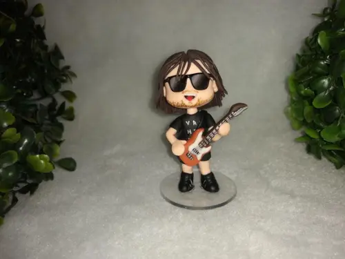 Miniatura Personalizada Guitarrista