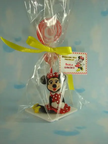 Minnie porta recado