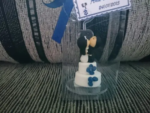 Noivinhos no bolo