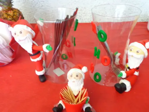 papai noel com vaso