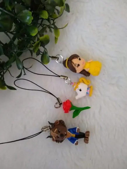 Pingente Personagens Da Bela E A Fera