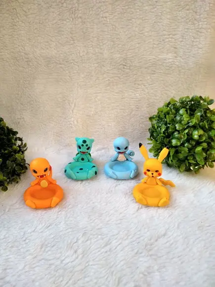 porta doce pokemon sentado
