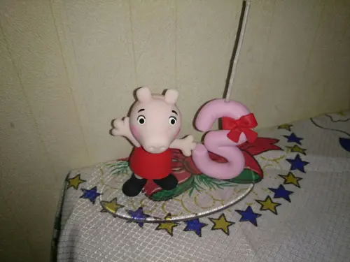Topo Com Vela Porquinha Rosa
