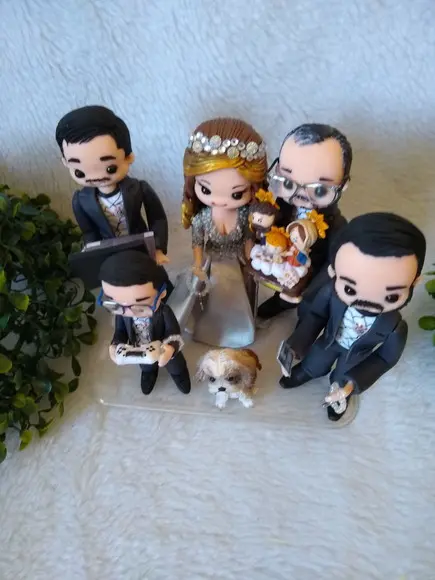 Topo de bolo bodas de prata com filhos e pet