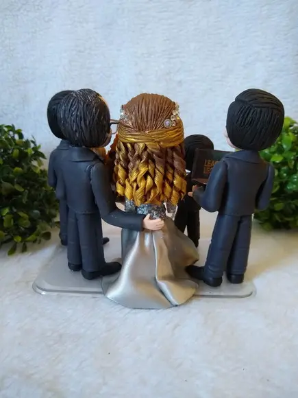 Topo de bolo bodas de prata com filhos e pet
