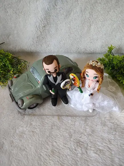 Topo de Bolo Casal com Carro