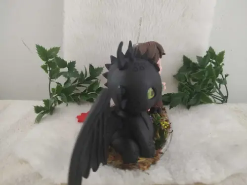 Topo de Bolo Dragão Soluço e Banguela com Vela e Nome