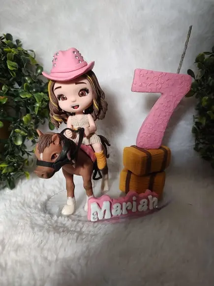 Topo de Bolo Menina no Cavalo