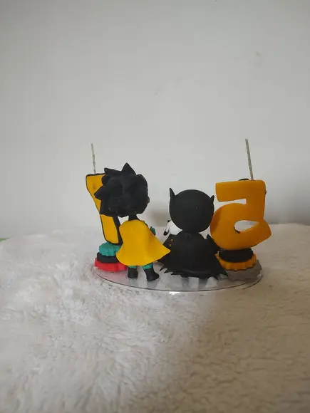 Topo de Bolo para Irmãos no Tema Super Heróis com Pet