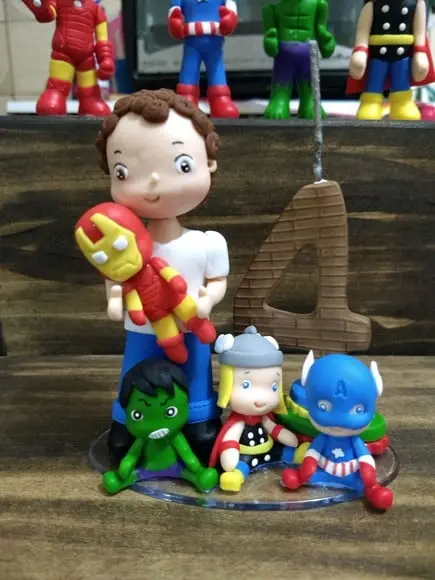 Topo de bolo vingadores