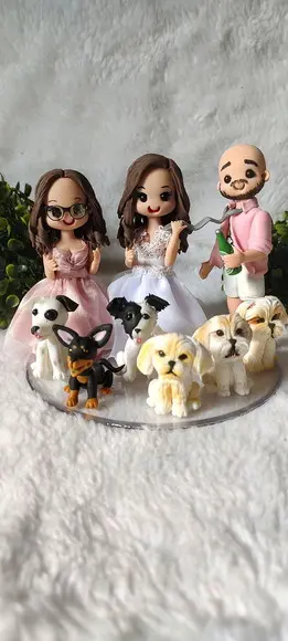 Topo de Casamento com 6 Pets e Filha Adolescente