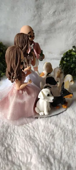 Topo de Casamento com 6 Pets e Filha Adolescente