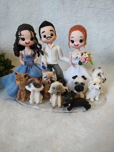 Topo de Casamento com 8 Pets e Filha Adolescente