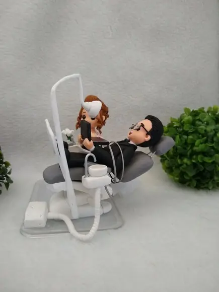 Topo de casamento dentista