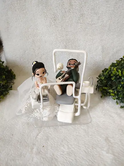 Topo de Casamento Dentista e Cantor