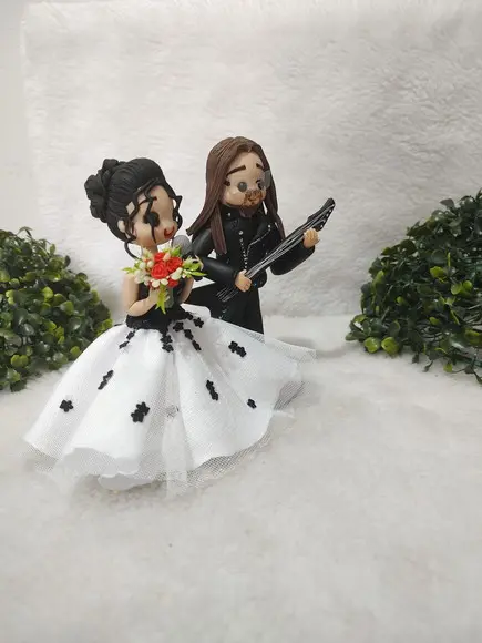 Topo de Casamento Guitarrista e Cantora