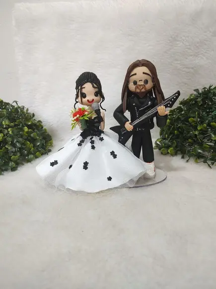 Topo de Casamento Guitarrista e Cantora